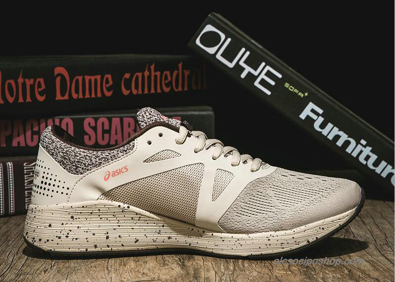 Férfi Asics RoadHawk FF Piszkosfehér/Szürke/Csokoládé Cipők (T845N-0229)