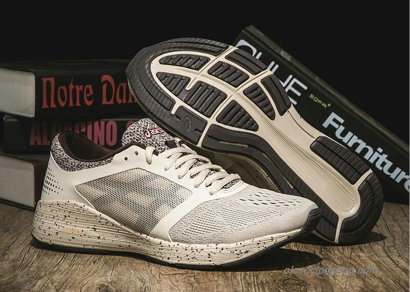 Férfi Asics RoadHawk FF Piszkosfehér/Szürke/Csokoládé Cipők (T845N-0229)