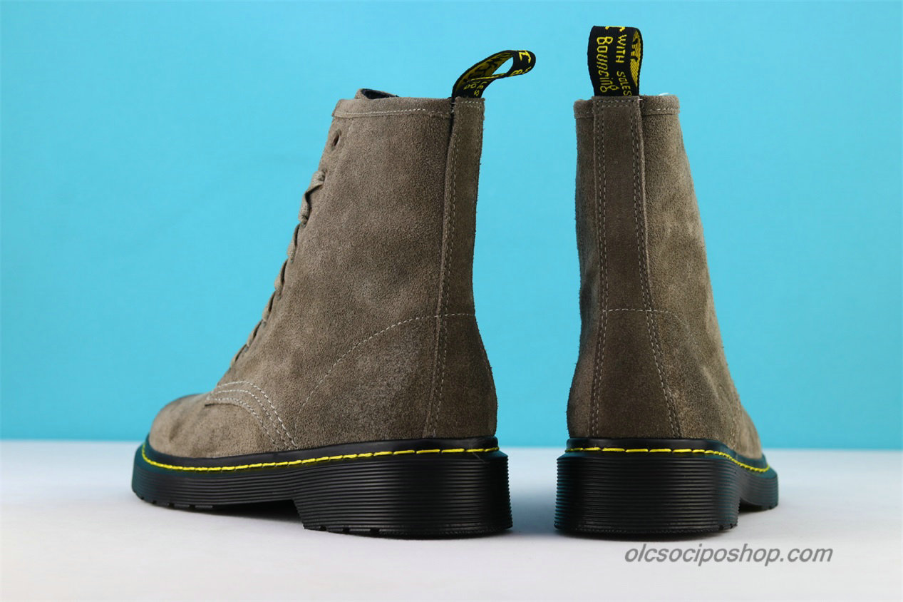 Női Dr Martens 1460 8 Eye Suede Waterproof Kávé Csizmák