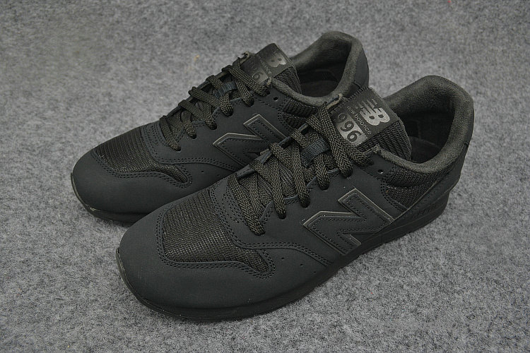 New Balance 996 Fekete Cipők (MRL996KP)