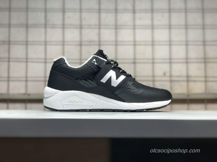 New Balance WRT580 Fekete/Fehér Cipők