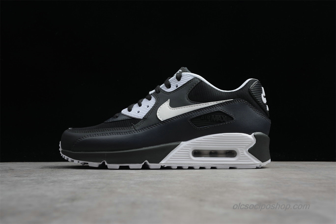 Férfi Nike Air Max 90 Essential Fekete/Fehér Cipők (537384-089)