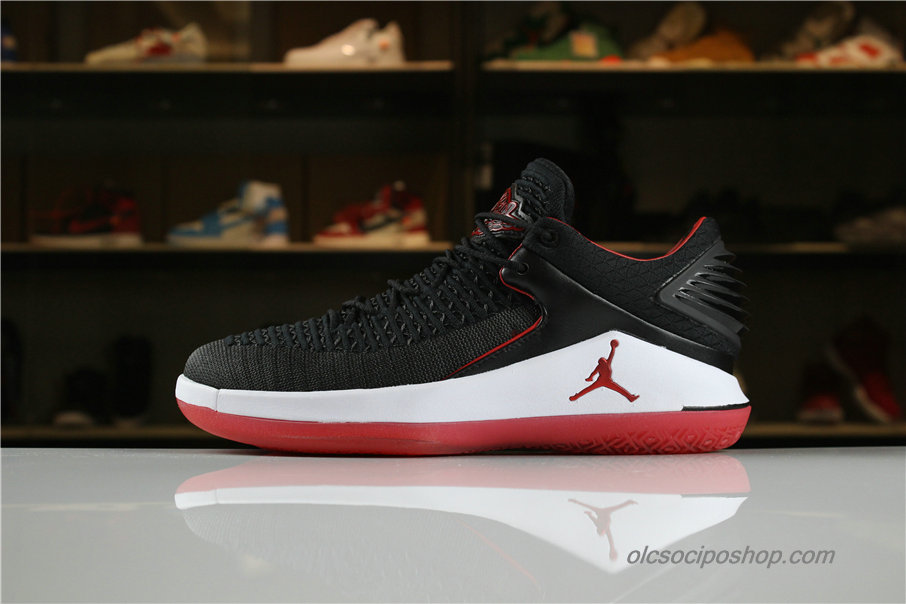 Férfi Air Jordan 32 Low Banned AJ32 Fekete/Fehér/Piros Cipők (AH3347-001)