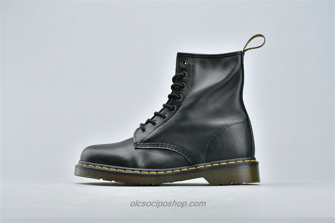 Dr. Martens 1460 8-Eye Fekete Csizma (11822002)