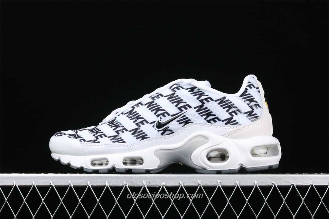 Férfi Nike Air Max Plus TXT Fehér/Fekete Cipők (BV7826 101)