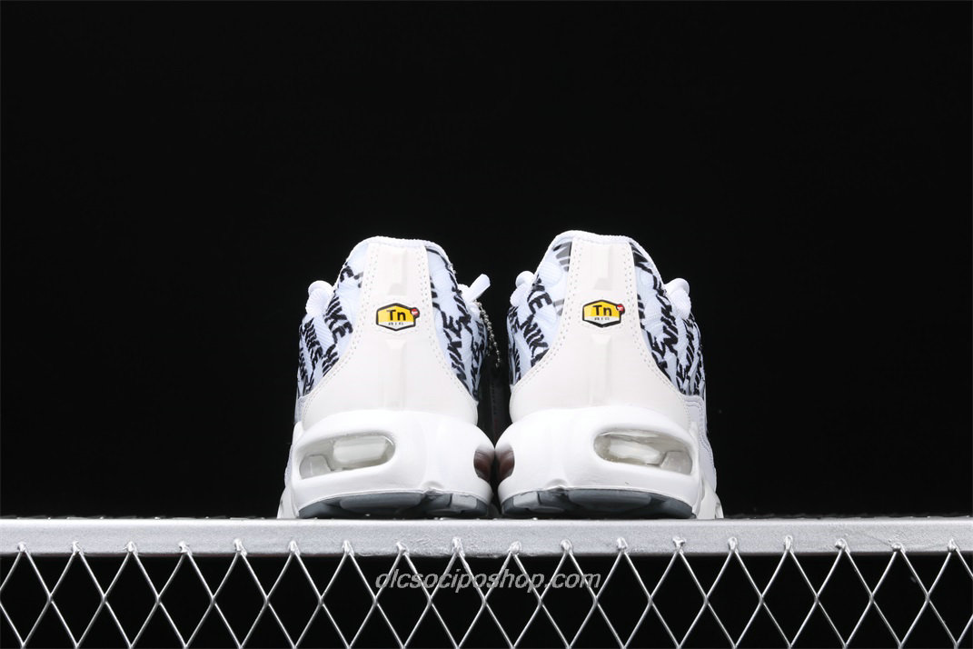 Férfi Nike Air Max Plus TXT Fehér/Fekete Cipők (BV7826 101)