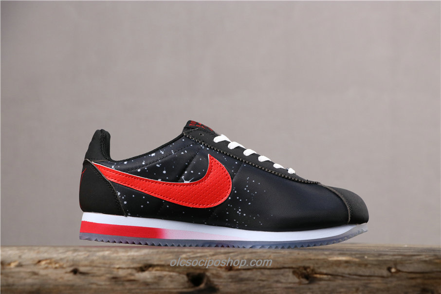 Nike Classic Cortez Nylon Premium Fekete/Piros Cipők (BV9262 401)