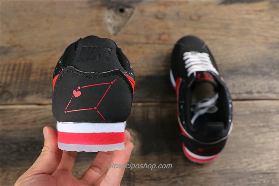 Nike Classic Cortez Nylon Premium Fekete/Piros Cipők (BV9262 401)