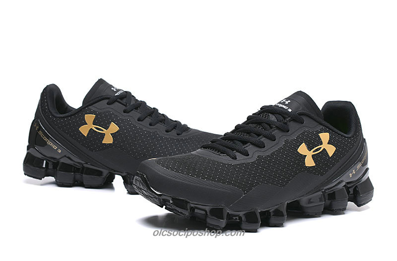 Férfi Under Armour Scorpio 3 Fekete/Arany Cipők