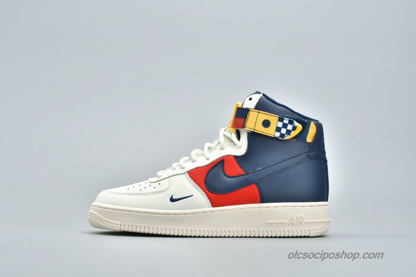 Férfi Nike Air Force 1 High 07 Fehér/Piros/Sötétkék Cipők (AR5395-100)