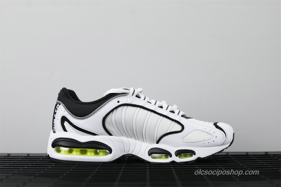 Férfi Nike Air Max Tailwind IV Fehér/Fekete Cipők (AQ2567-101)