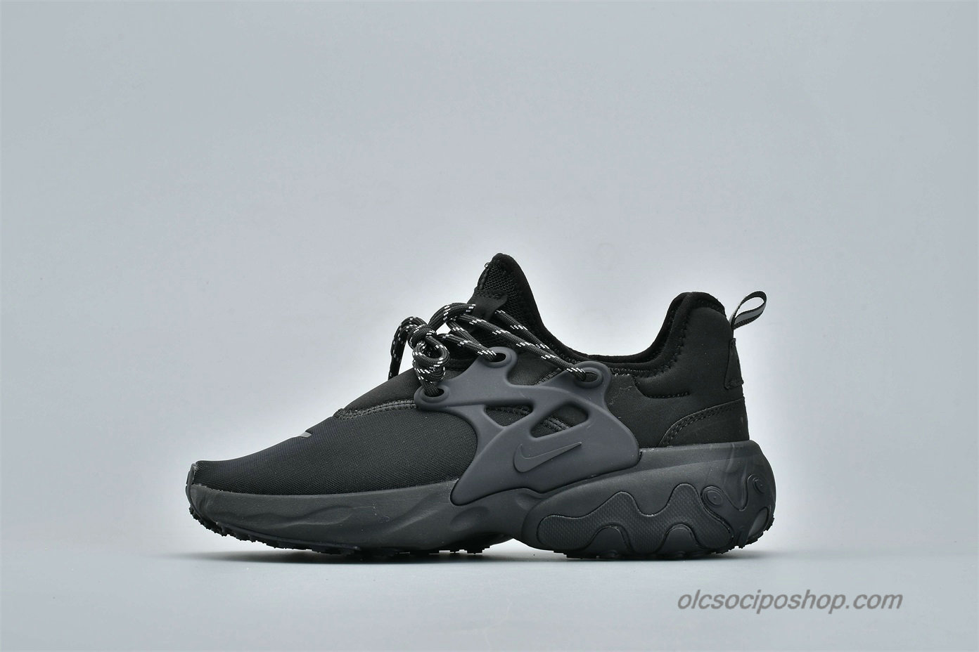 Nike Presto React Fekete Cipők (AV2605-003)