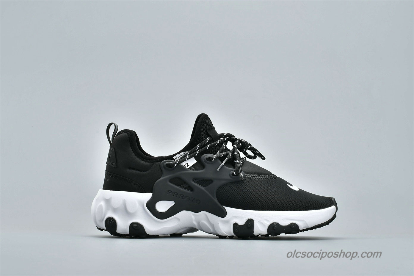 Nike Presto React Fekete/Fehér Cipők (AV2605-008)